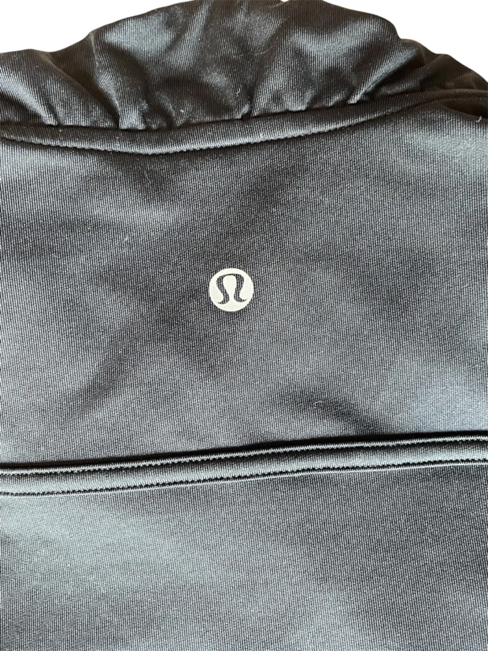 Lululemon Tracker Jacket - Picture 4 of 6
